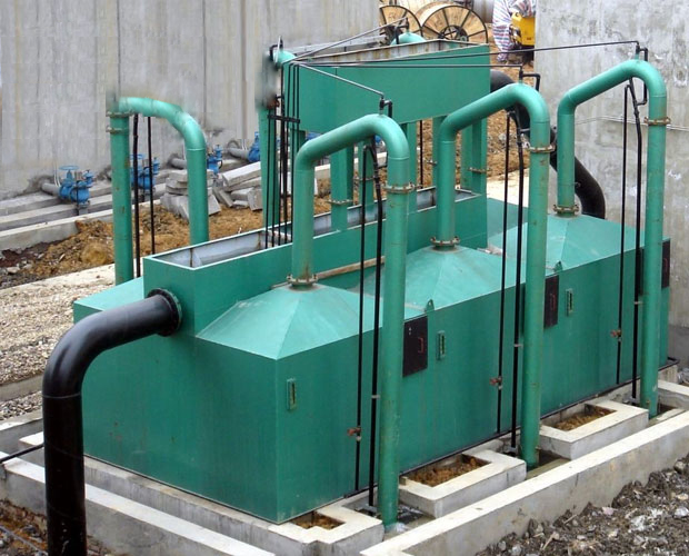 重力式無(wú)閥過(guò)濾器 重力式無(wú)閥過(guò)濾器